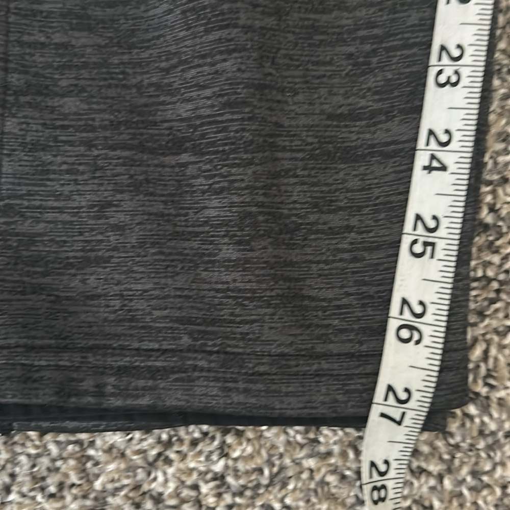 5/$25 UA Unisex Black/Gray Heathered Sweatpants labeled a size S-M - Picture 8 of 8